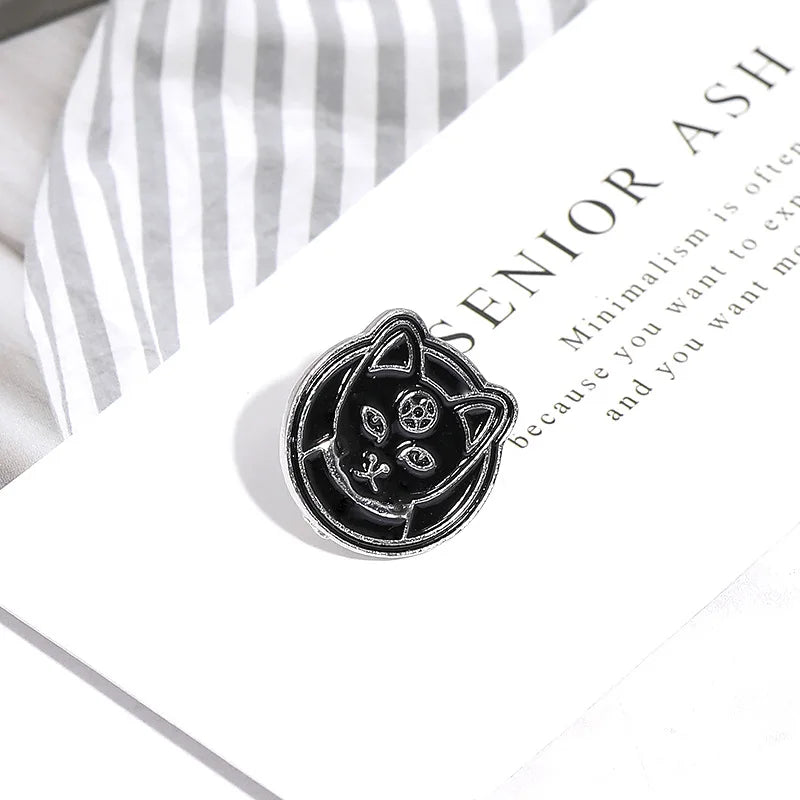 Punk Dark Brooch Collection Enamel Pins Skull Bat Witch Skeleton Coffin Metal Lapel Pin Button Badge Gift Halloween Jewelry