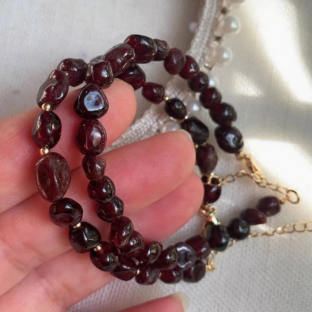 Rock Quartz Natural Gem Stone Bracelet for Women Irregular Chip Gravel Nugget Red Garnet Crystal Bracelet Blessing Jewelry Reiki