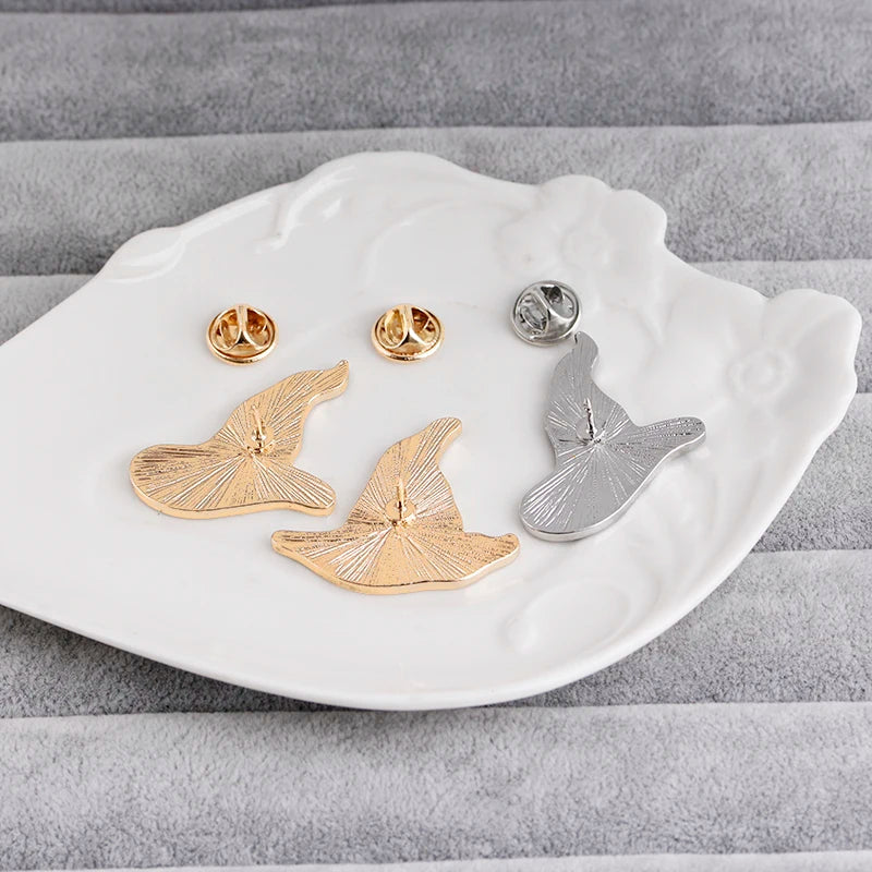 magical hat pins enamel metal brooches basic witch pin wizard in training broches women Flying cap brooch badge broche boy girl