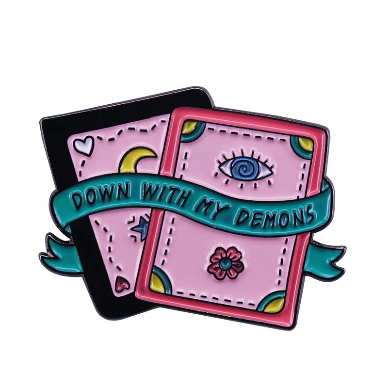Tarot Card Enamel Pin Death Sun Moon Justice Slice Night Circus Demons Badge Witch brooch Mystical Witchcraft Divination Gift