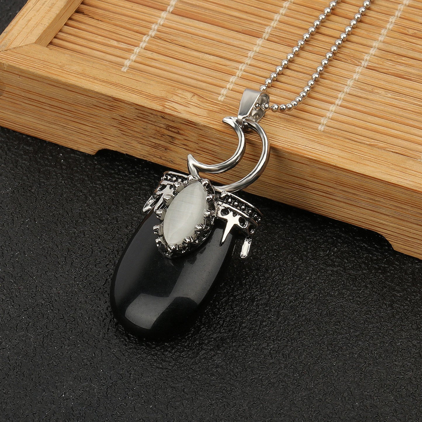 9 Types Black Onyx Natural Stone Pendant With Chain Display Box Heart Waterdrop Shape Pendant fit for Women Jewelry DIY Necklace