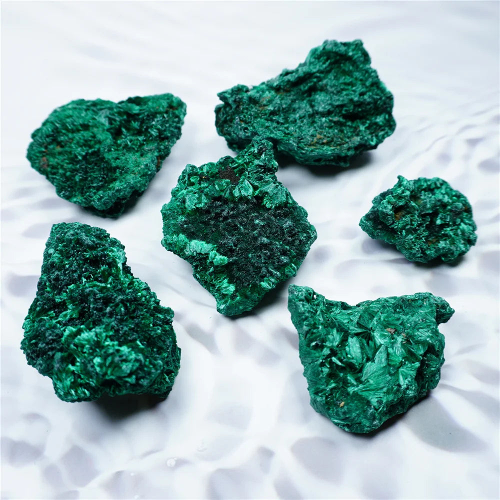 High Quality Natural Rough Malachite Raw Stone Malachite Crystal Clastic Rock Cube Collectible Minerals Specimen for Decoracion