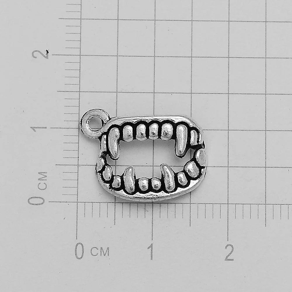30pcs/lot Antique Witch Wizard Skull Spider Web Bat Boo Charms Halloween Pendant For Diy Jewelry Making Supplies Accessories
