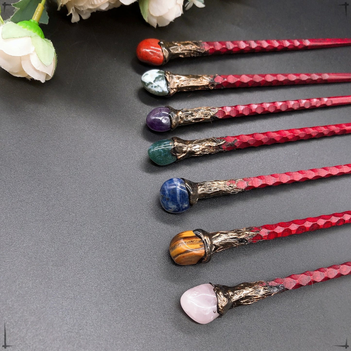 19CM Natural Crystal Stones Magic Wand Witch Amethyst Tiger Eye Stone Labradorite Red Agate Home Decoration Witchcraft Gift