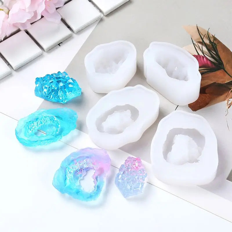DIY Natural Stone Resin Mold Crystal Quartz Rock Cluster Druzy Gem Pendant Silicone Mold Resin Jewelry Making Tool