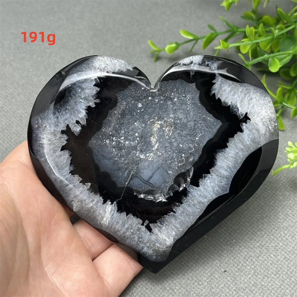 Natural Gemstone Black Agate Geode Heart Shaped Crystal Reiki Energy Healing Meditation Witchcraft Home Garden Decoration Exorci