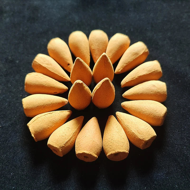 FY 20Pcs/Bag 2.7cm Natural Cone Fragrance Reflux Tower Incense for Backflow Burner Yoga Meditation Aromatherapy Home Fragrance