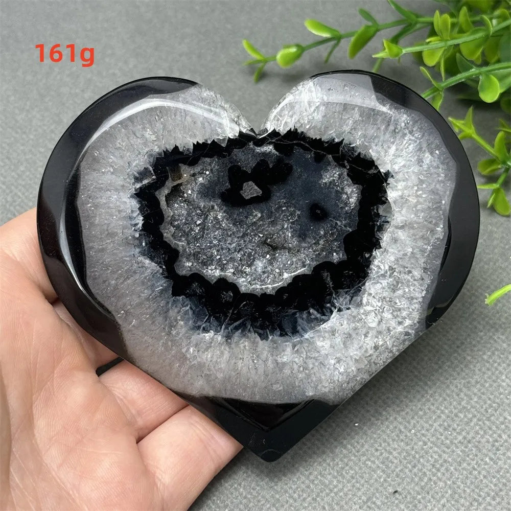 Natural Gemstone Black Agate Geode Heart Shaped Crystal Reiki Energy Healing Meditation Witchcraft Home Garden Decoration Exorci