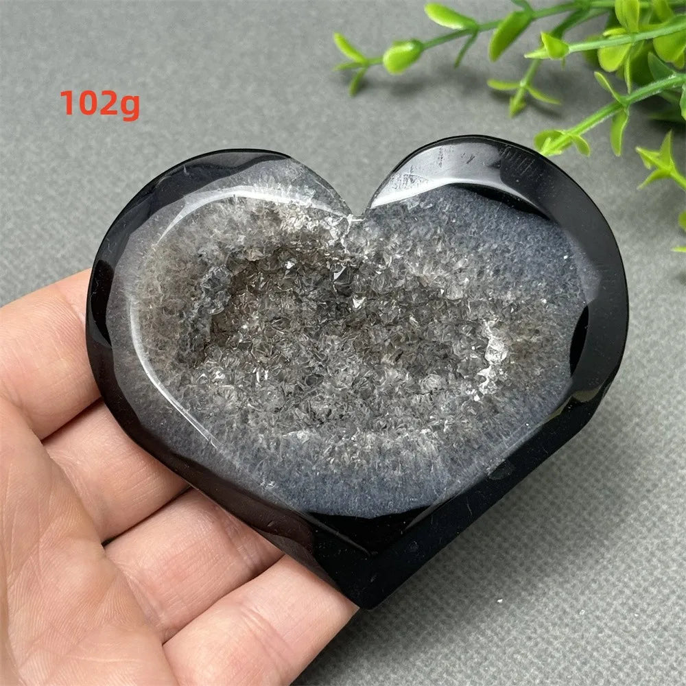 Natural Gemstone Black Agate Geode Heart Shaped Crystal Reiki Energy Healing Meditation Witchcraft Home Garden Decoration Exorci
